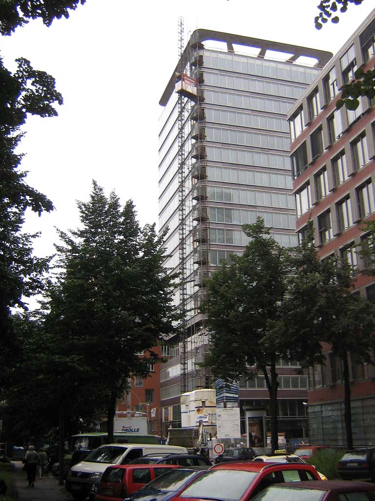 photo1